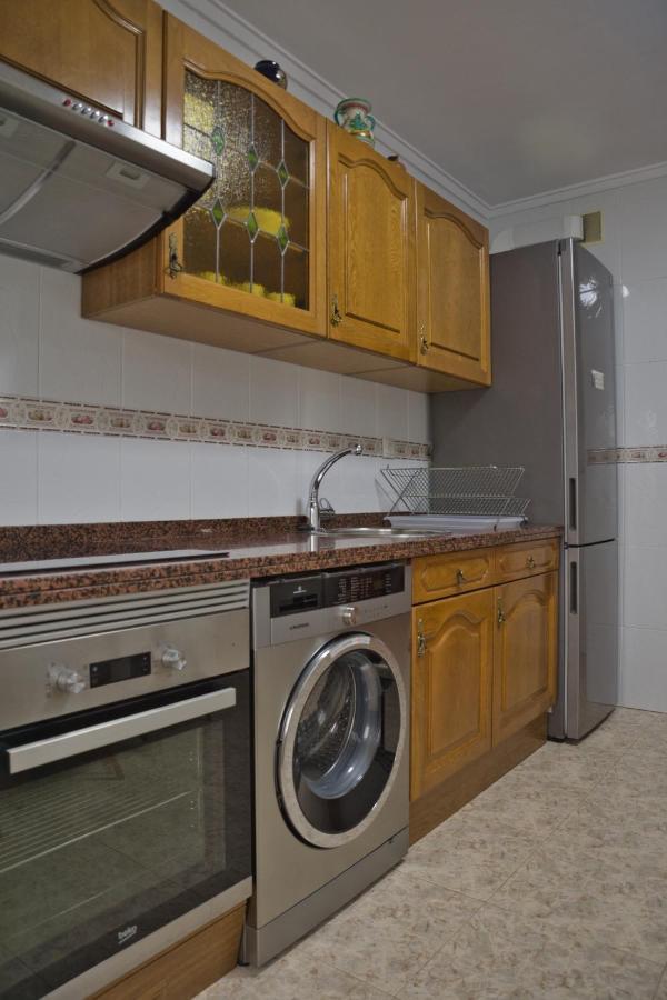 La Villa De Lore, Piso Completo Apto 6 Personas Con Garaje 阿维莱斯 外观 照片
