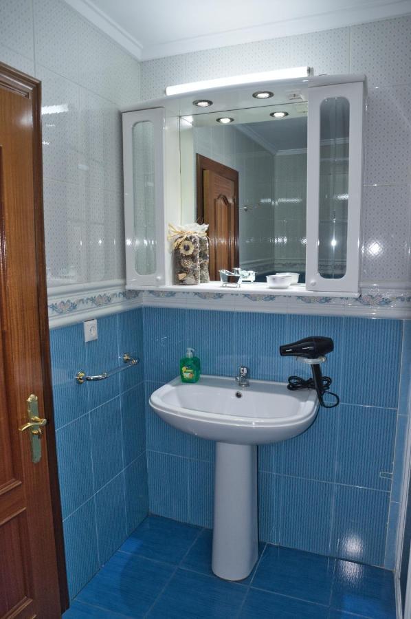 La Villa De Lore, Piso Completo Apto 6 Personas Con Garaje 阿维莱斯 外观 照片